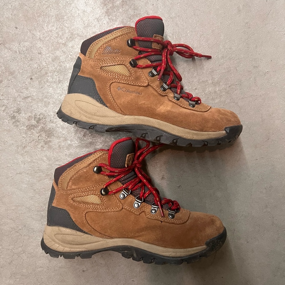 Columbia Hiking Boots